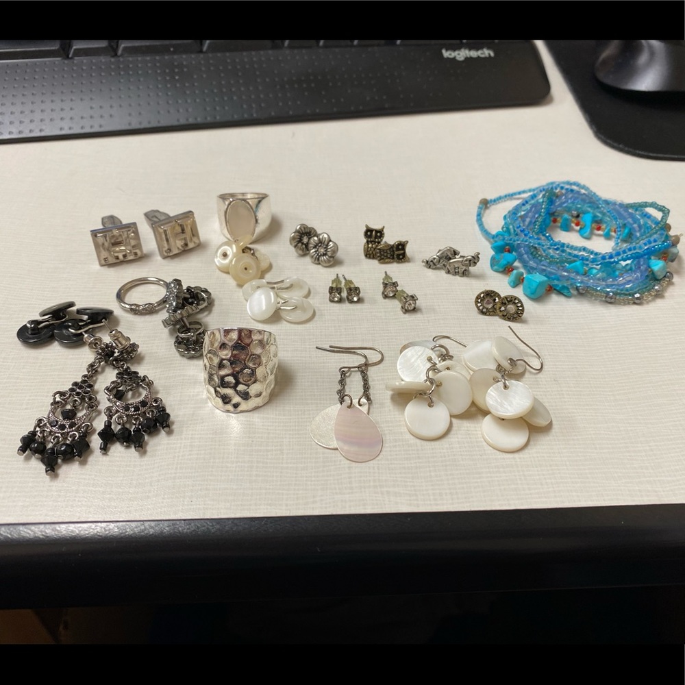 *FINAL PRICE* LOT - assorted jewelry & cuff links